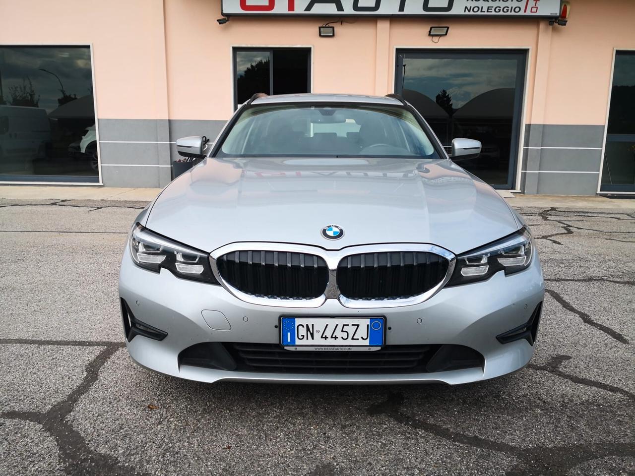 Bmw 320d MHEV Touring ***CAR PLAY***NAVI***BAGAGLIAIO ELETTRICO***
