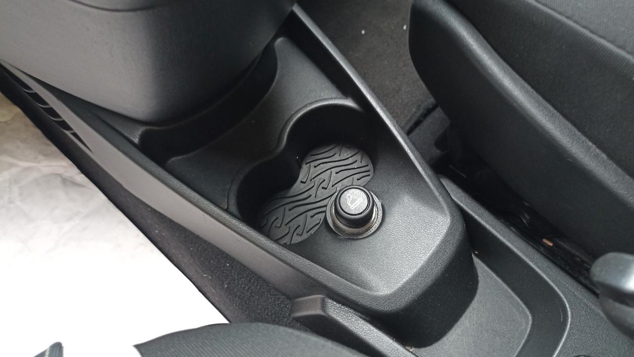 Lancia Ypsilon 1.3 MJT 16V 95 CV 5 porte S&S Elefantino