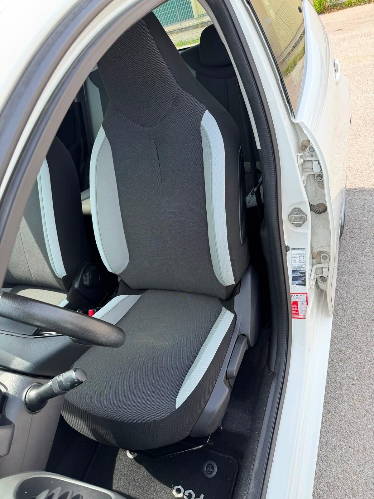 Toyota Aygo 1.0 VVT-i X-BLACK 140000 KM