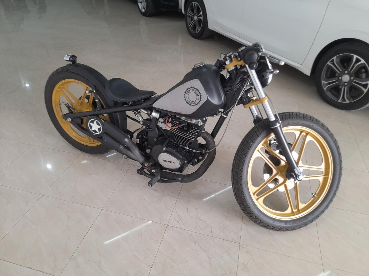 Honda CN 125 TRENTENNALE