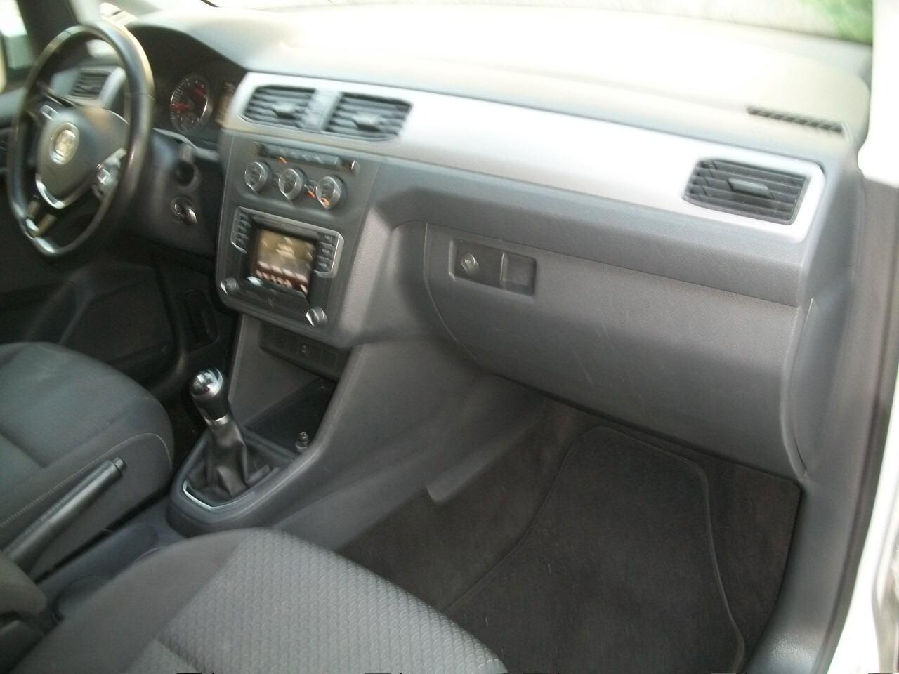 Volkswagen Caddy 1.4 TGI DSG Comfortline Maxi N 7 POSTI A SEDERE GARANZIA UN ANNO