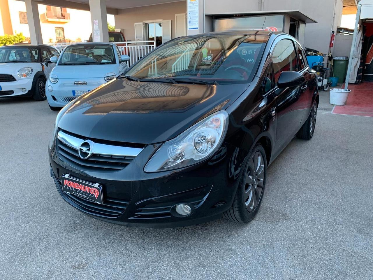 Opel Corsa 1.2 3 porte Sport