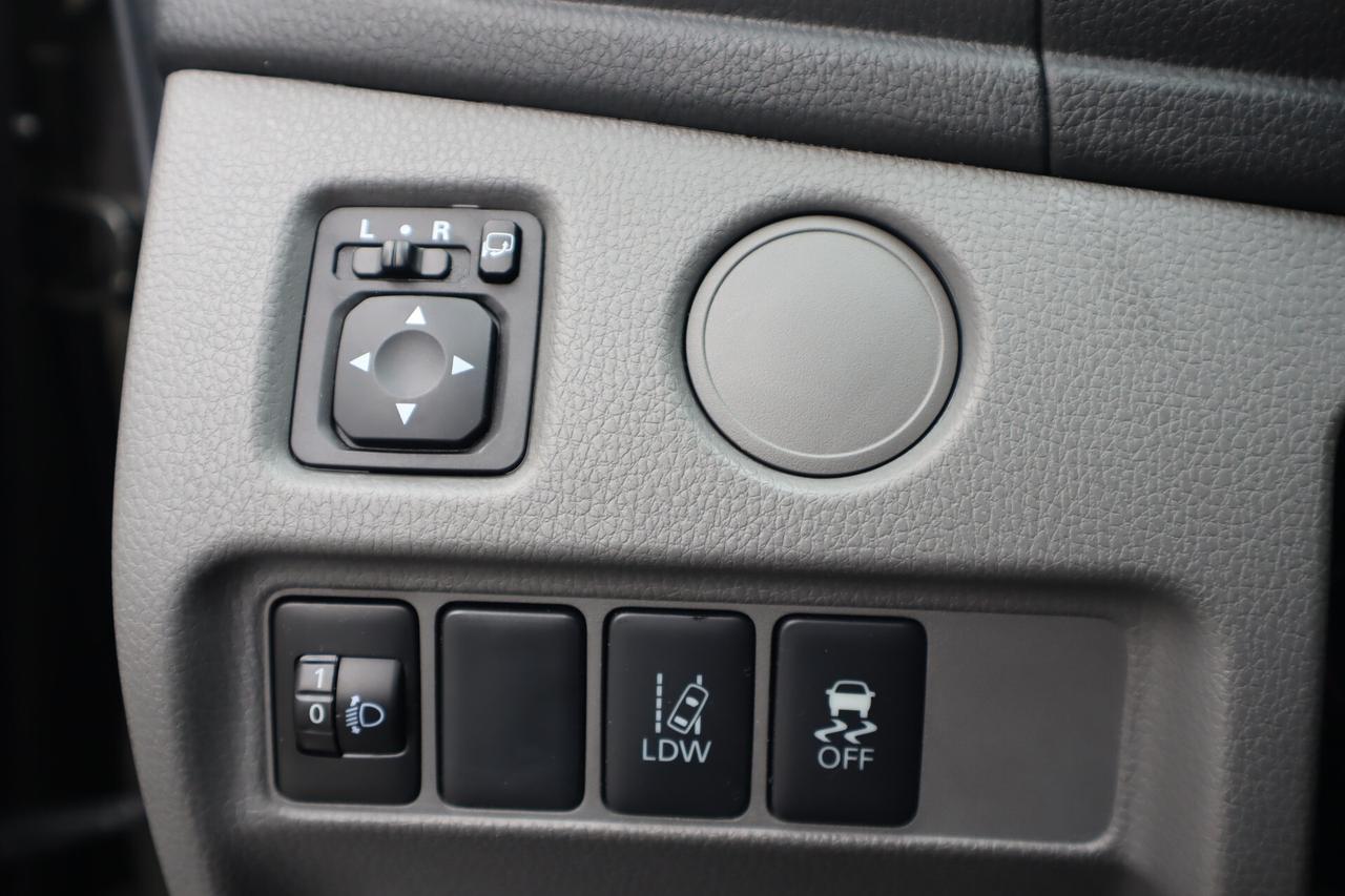 Mitsubishi L200 2.4 DI-D 180 CV DoCab solo 17500 KM