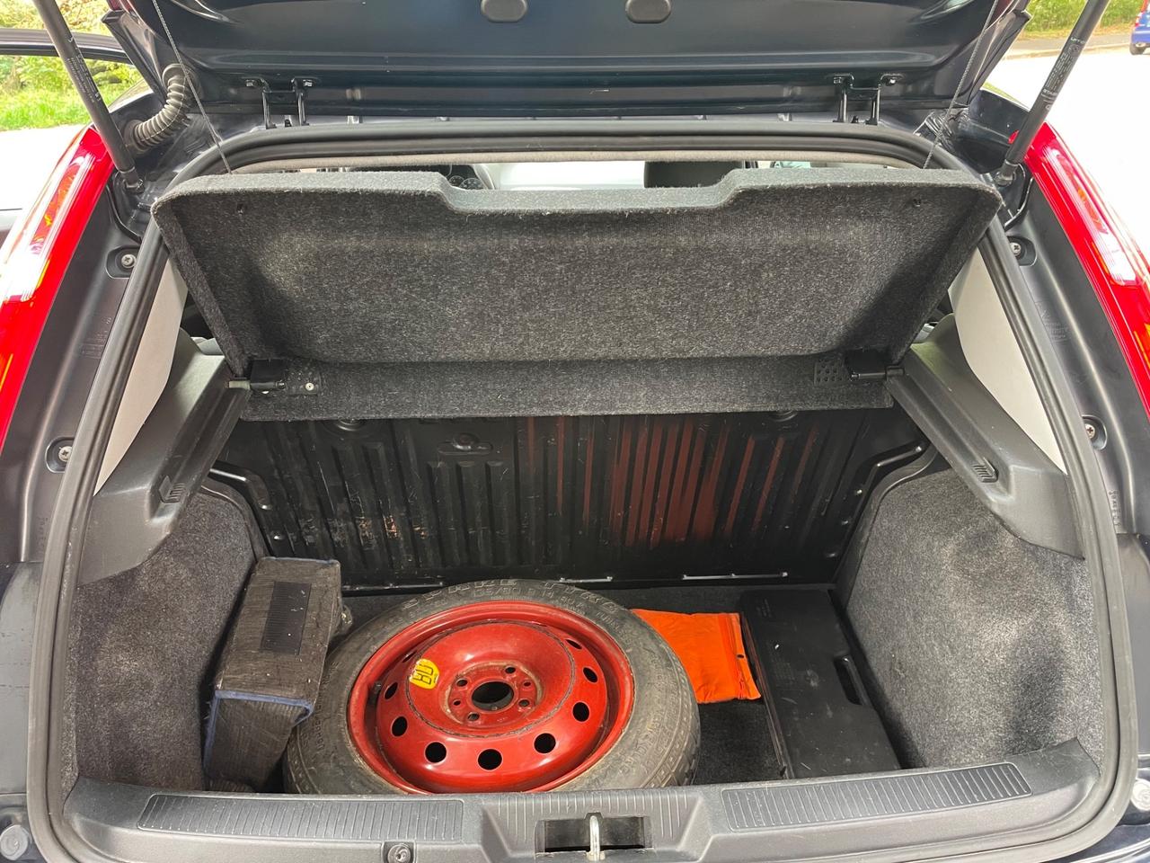Fiat Grande Punto 1.4 3p. GPL/1PROP/GARANZIA 12 MESI