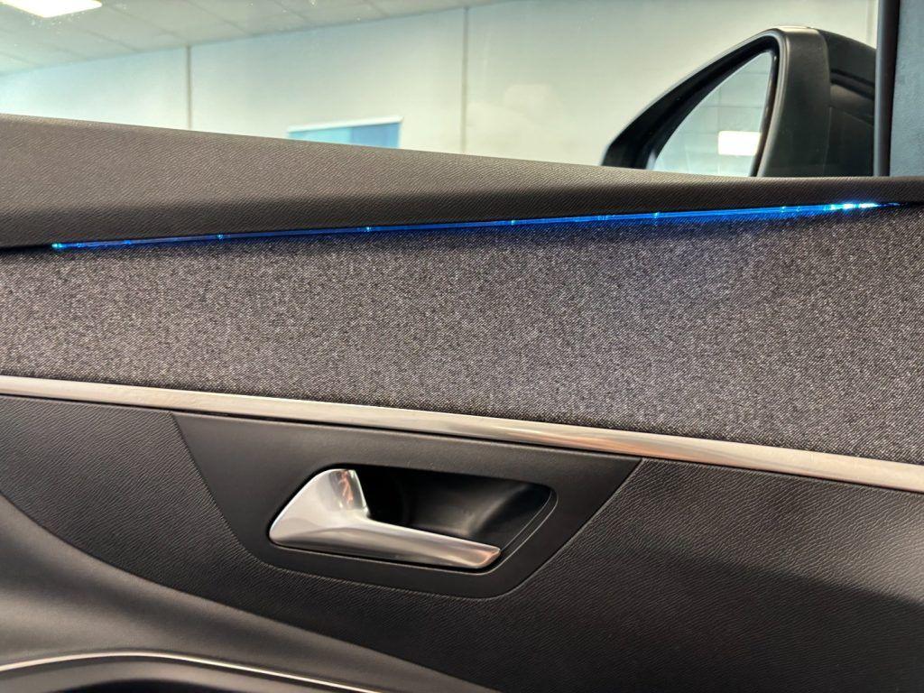 Peugeot 5008 7 Posti EAT8 Allure Pack 1.5 Diesel