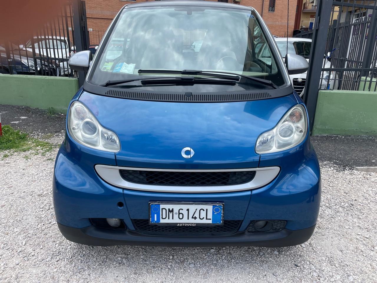 Smart ForTwo 1000 62 kW coupé passion