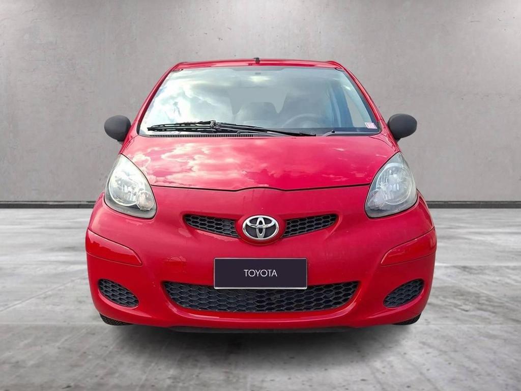 Toyota Aygo 3 Porte 1.0 Now Red Edition