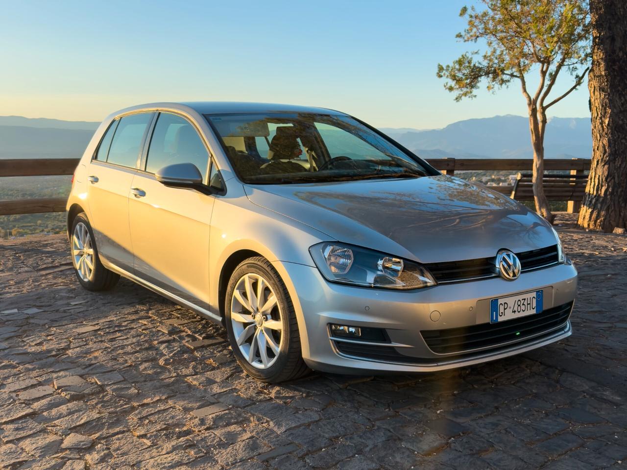 Volkswagen Golf 1.6 TDI 5p. Highline BlueMotion Technology - 2013