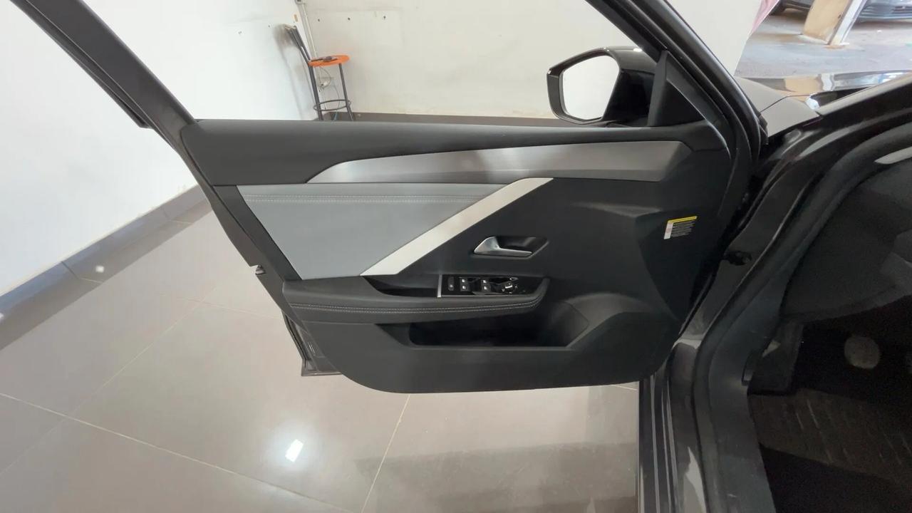 Opel Astra 1.2 Turbo 130 CV Business Elegance