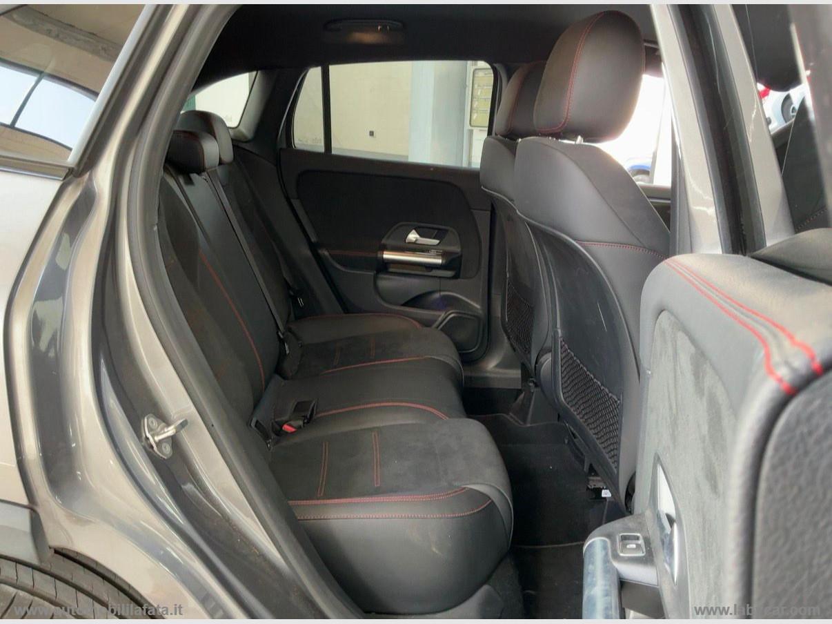 MERCEDES-BENZ GLA 200 d Automatic AMG Line Premium