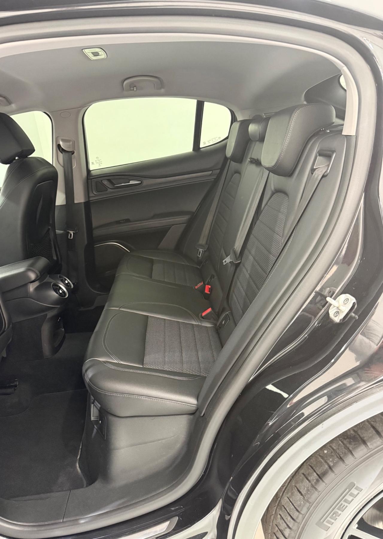 ALFA ROMEO STELVIO 180CV ALLESTIMENTO SPRINT