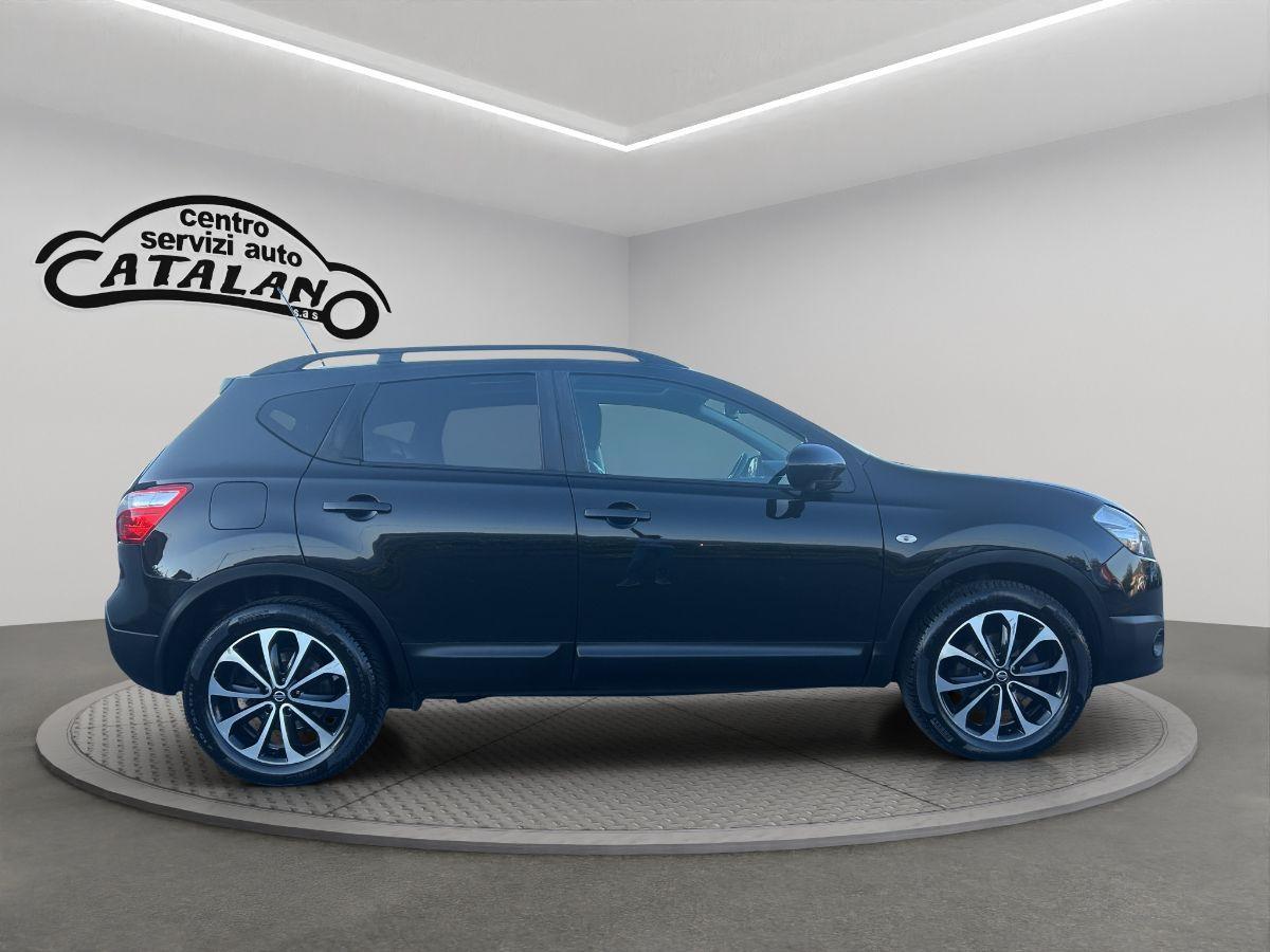 NISSAN - Qashqai - 1.5 dCi 110 cv DPF 360Â° navi tetto telecamera