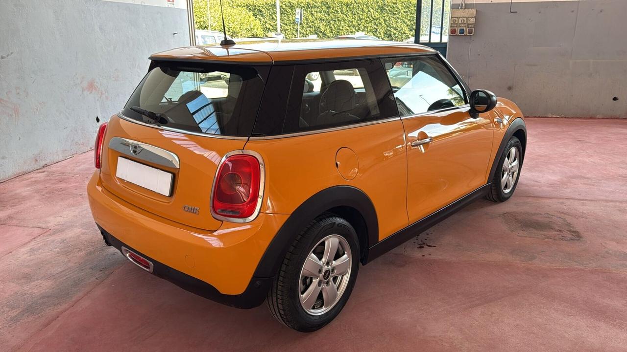 Mini 1.2 One 75 CV