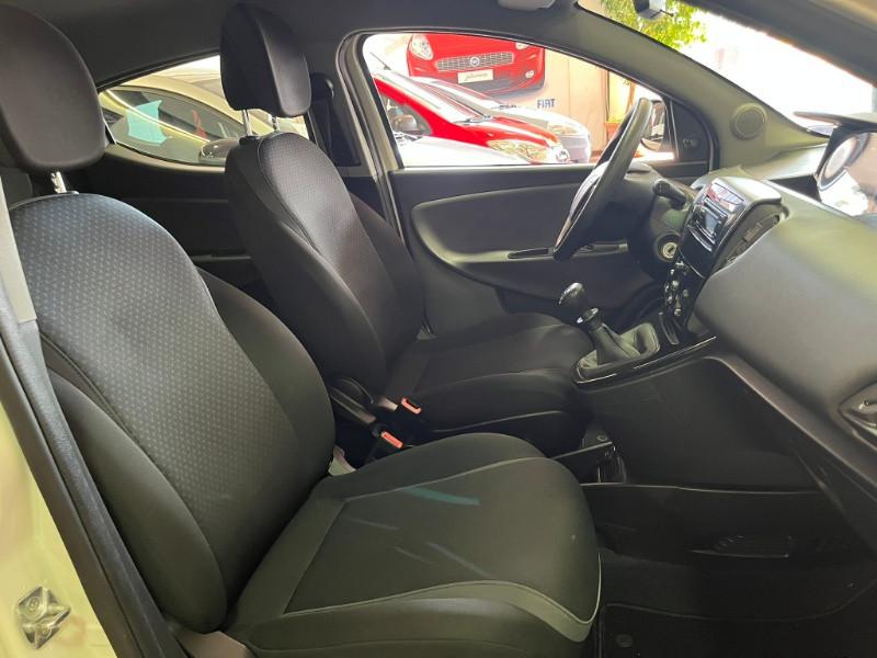 LANCIA Ypsilon 1.2 69 CV 5 porte Silver