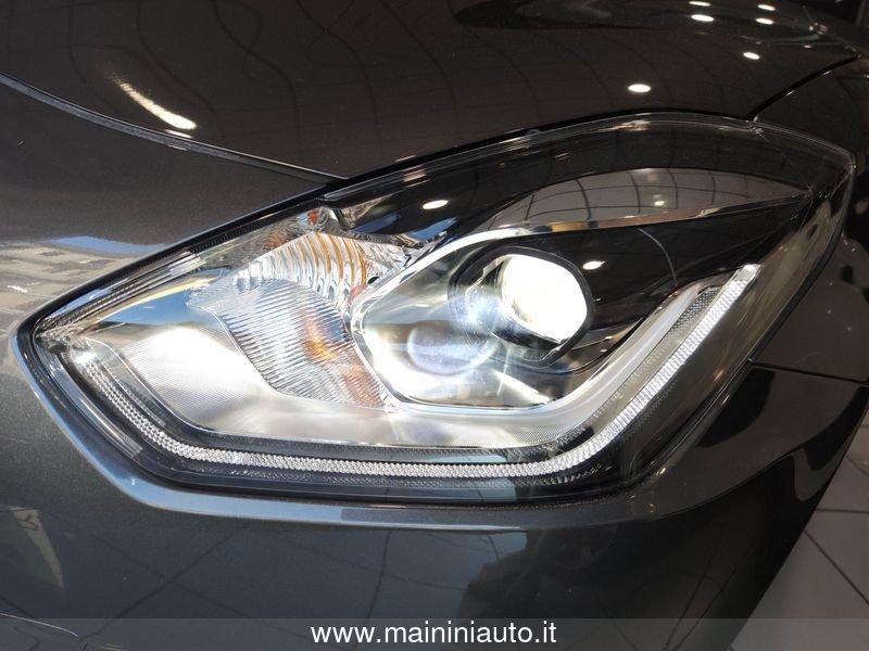 Suzuki Swift 1.2 83cv Hybrid Top + Car Play