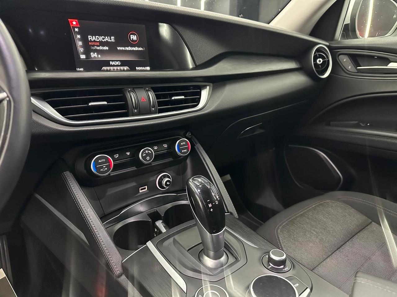 Alfa Romeo Stelvio 2.2 Turbodiesel 210 CV AT8 Q4 Executive