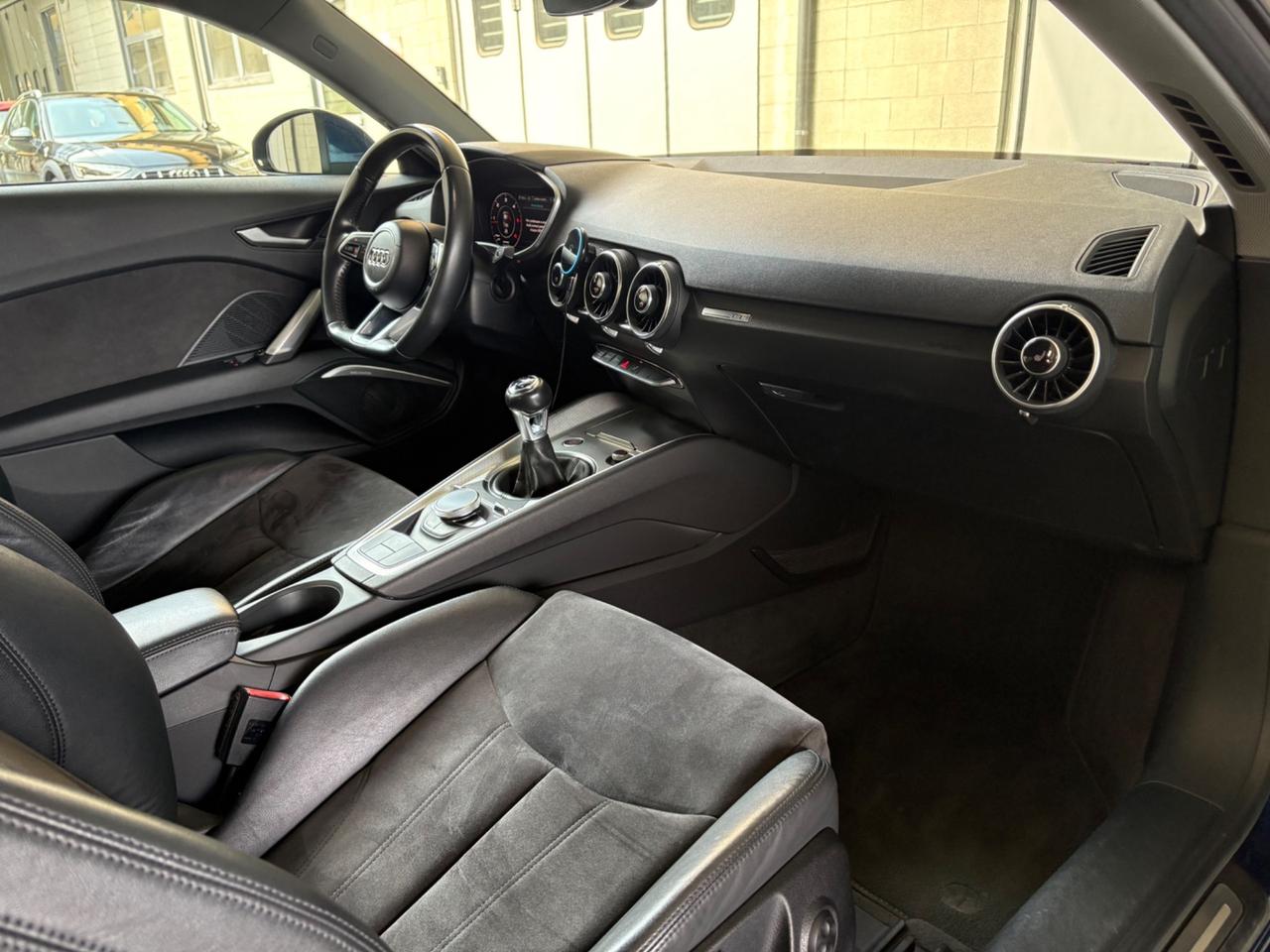 Audi TT Coupé 2.0 TDI ultra S line