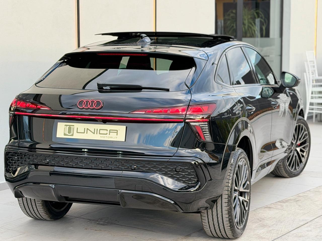 Audi Q3 Sportback 2.0 tdi S line 150cv S-tronic IVA ESPOST