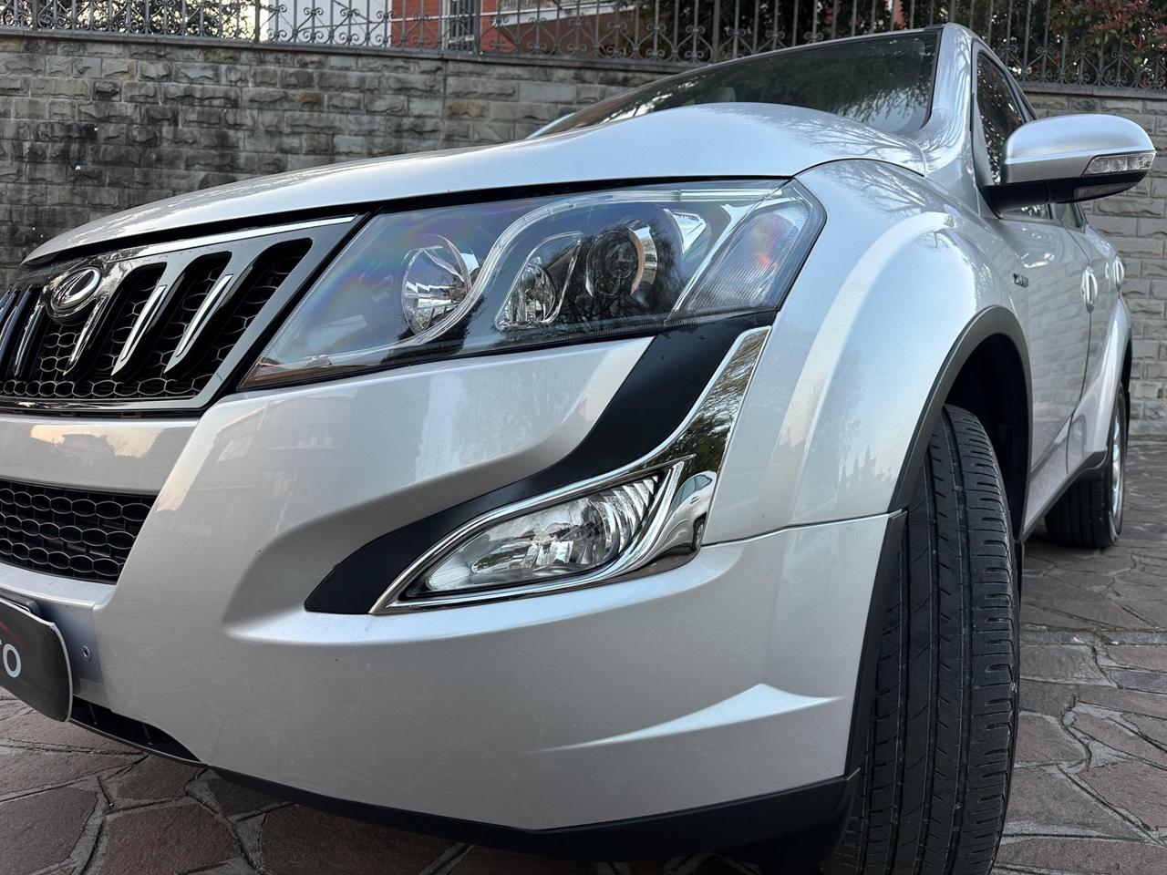 Mahindra XUV500 7 POSTI 2.2 16V AWD W10