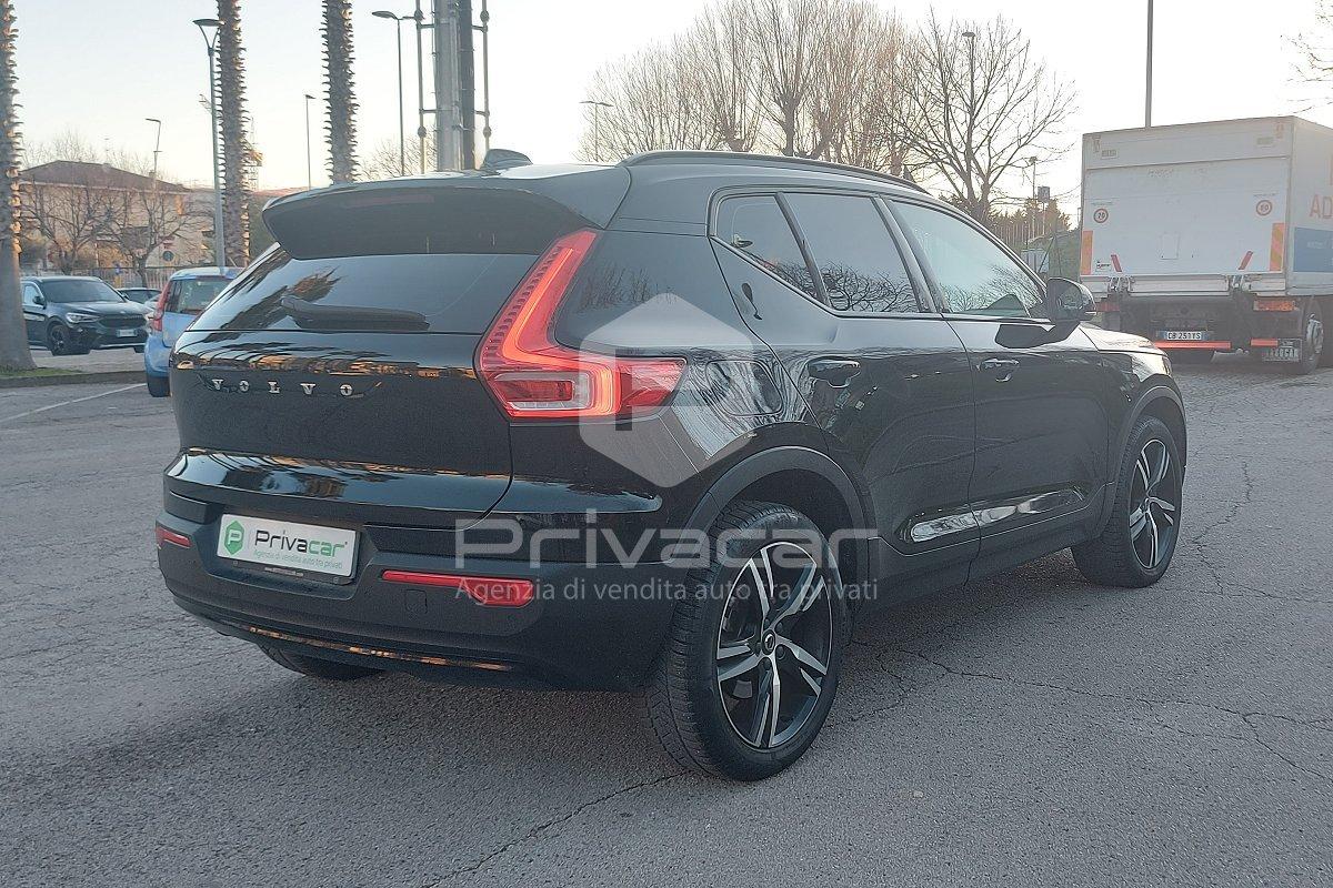 VOLVO XC40 B4 AWD Geartronic R-design
