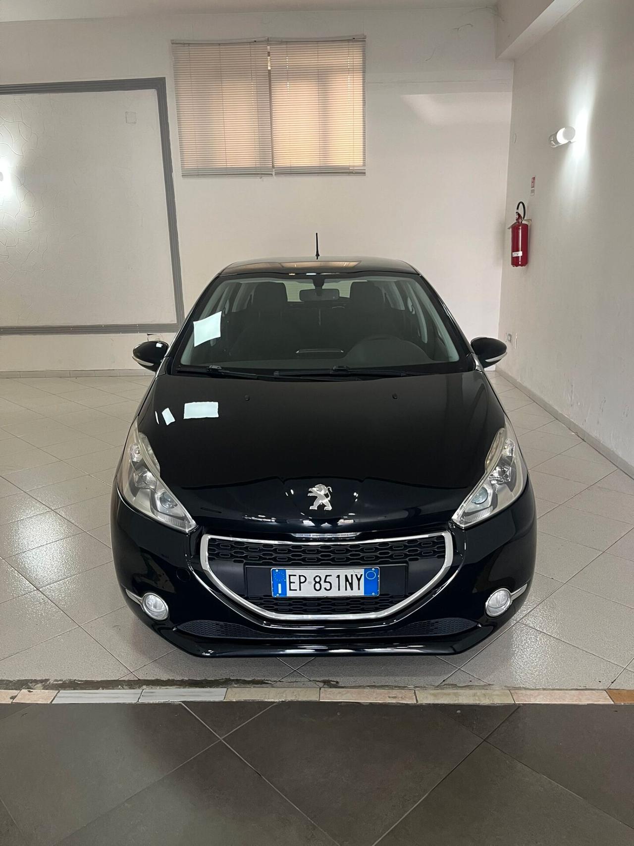 Peugeot 208 1.2 VTi 82 CV GPL 5 porte Allure