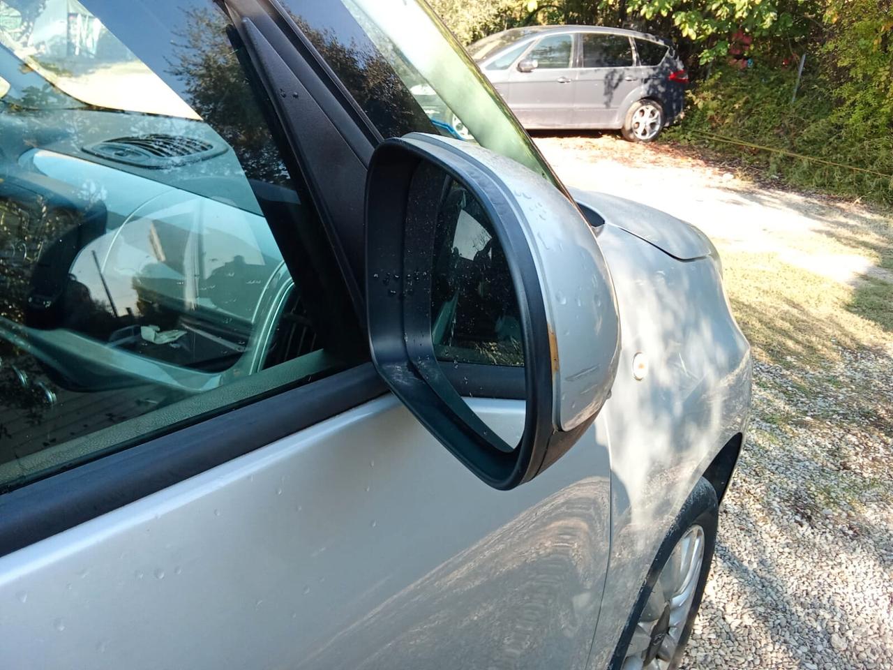Fiat 500L ----