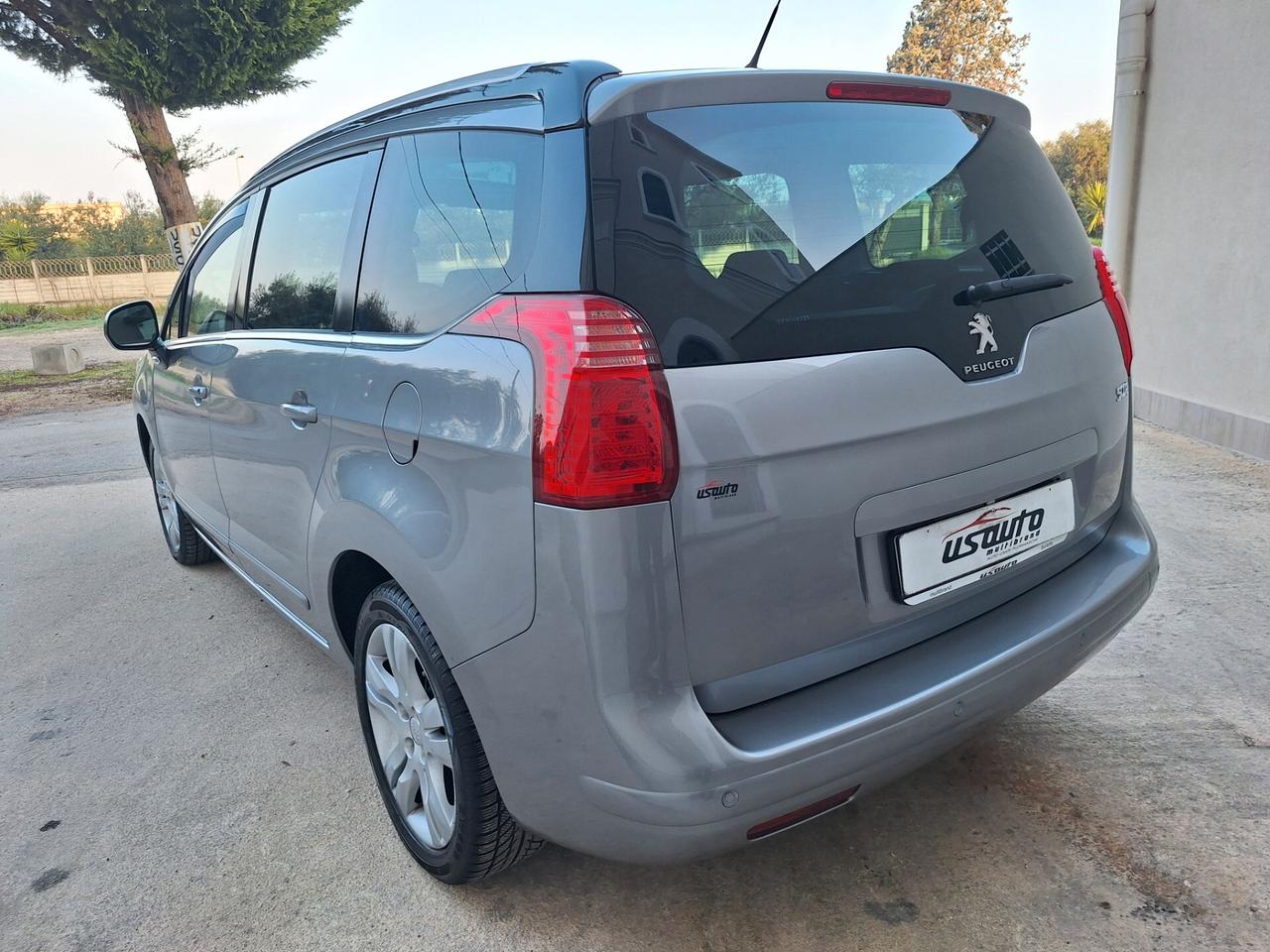 Peugeot 5008 1.6 HDi 115CV"7 POSTI" NAVI TETTO