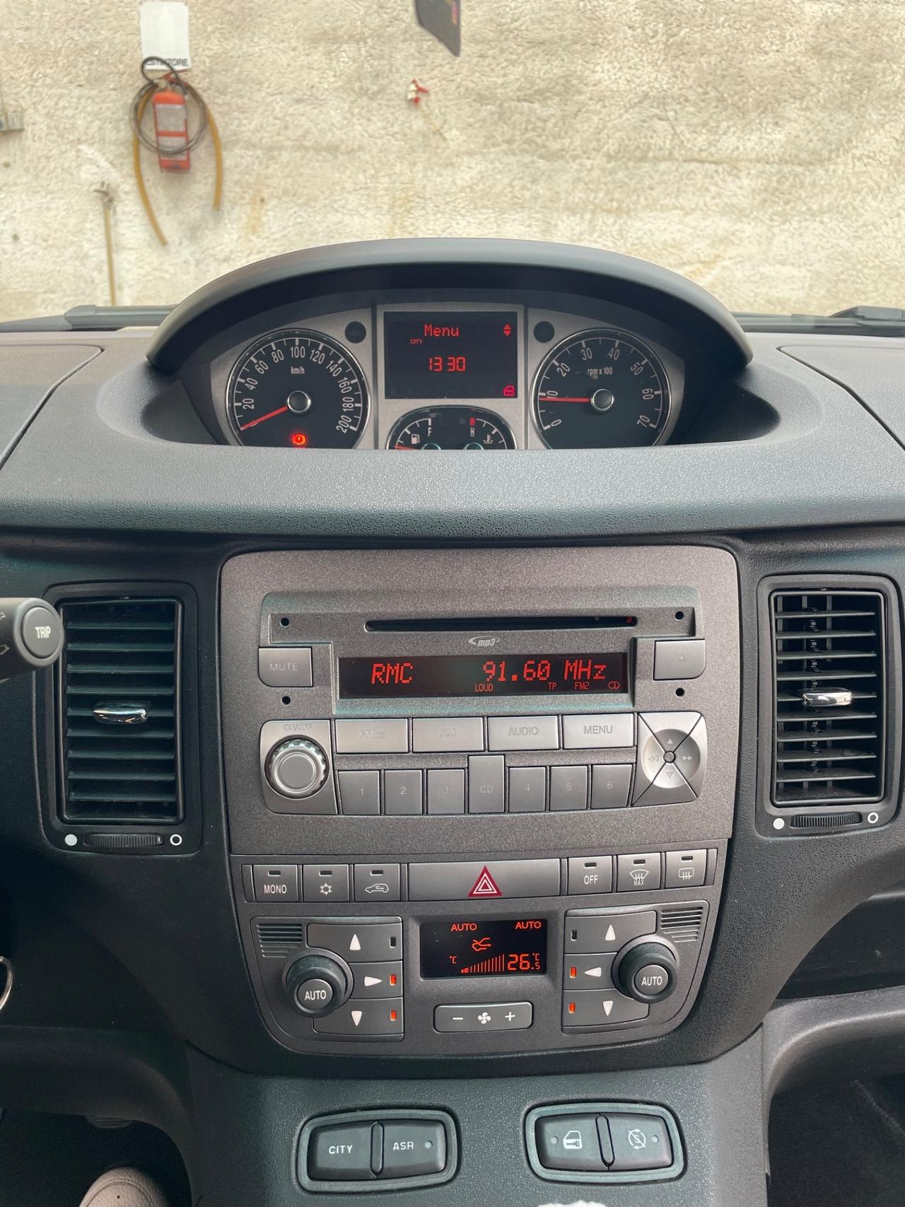 LANCIA MUSA 1.3 MULTIJET 95 CV PLATINO DAL NORD ITALIA FULL