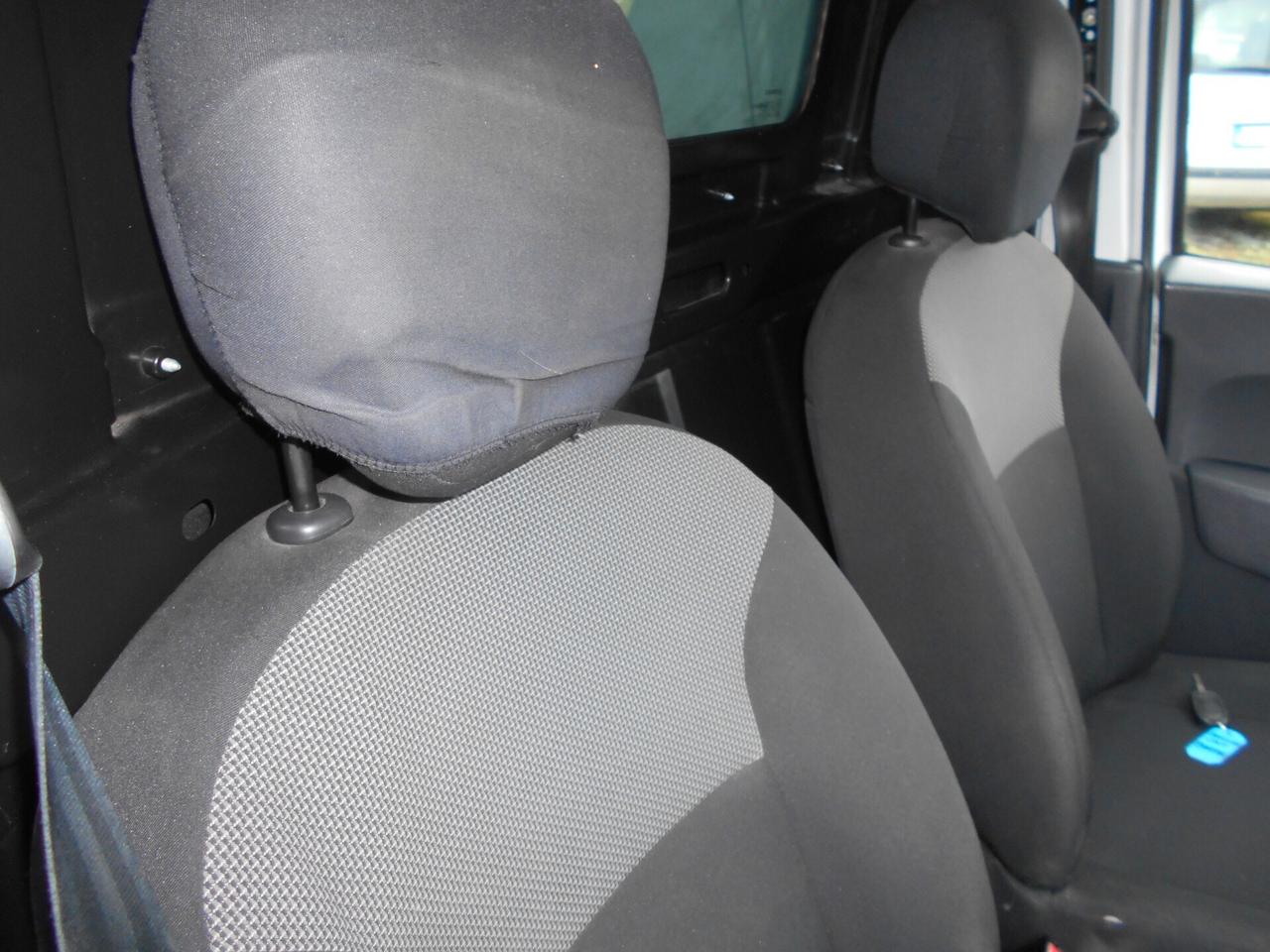 DACIA DOKKER 1.5 DCI 90 CV AUTOCARRO 2 POSTI