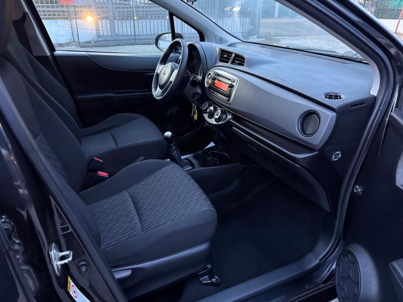 Toyota Yaris 1.0 5 porte Active