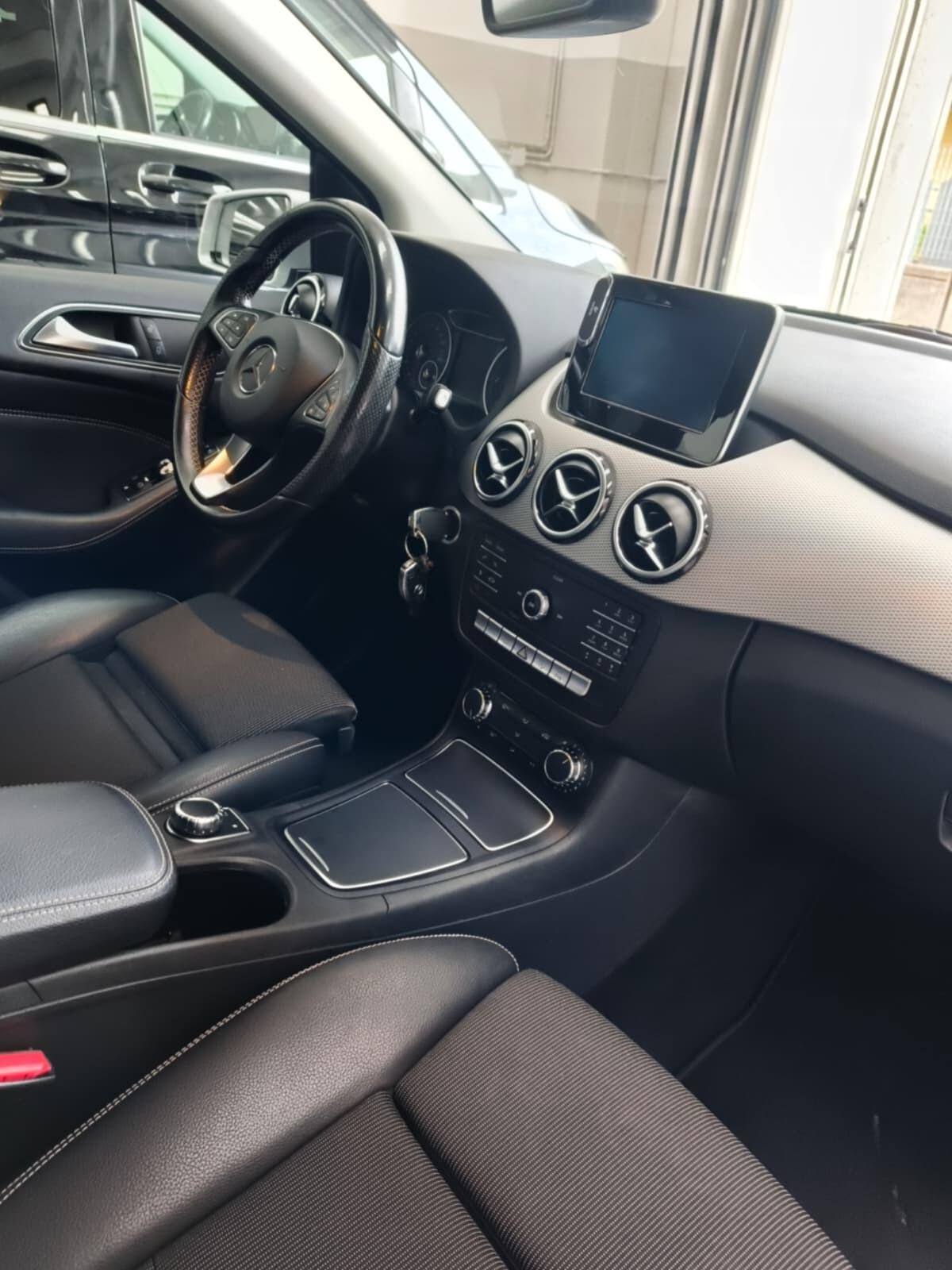 Mercedes-benz B 180 d Automatic Sport