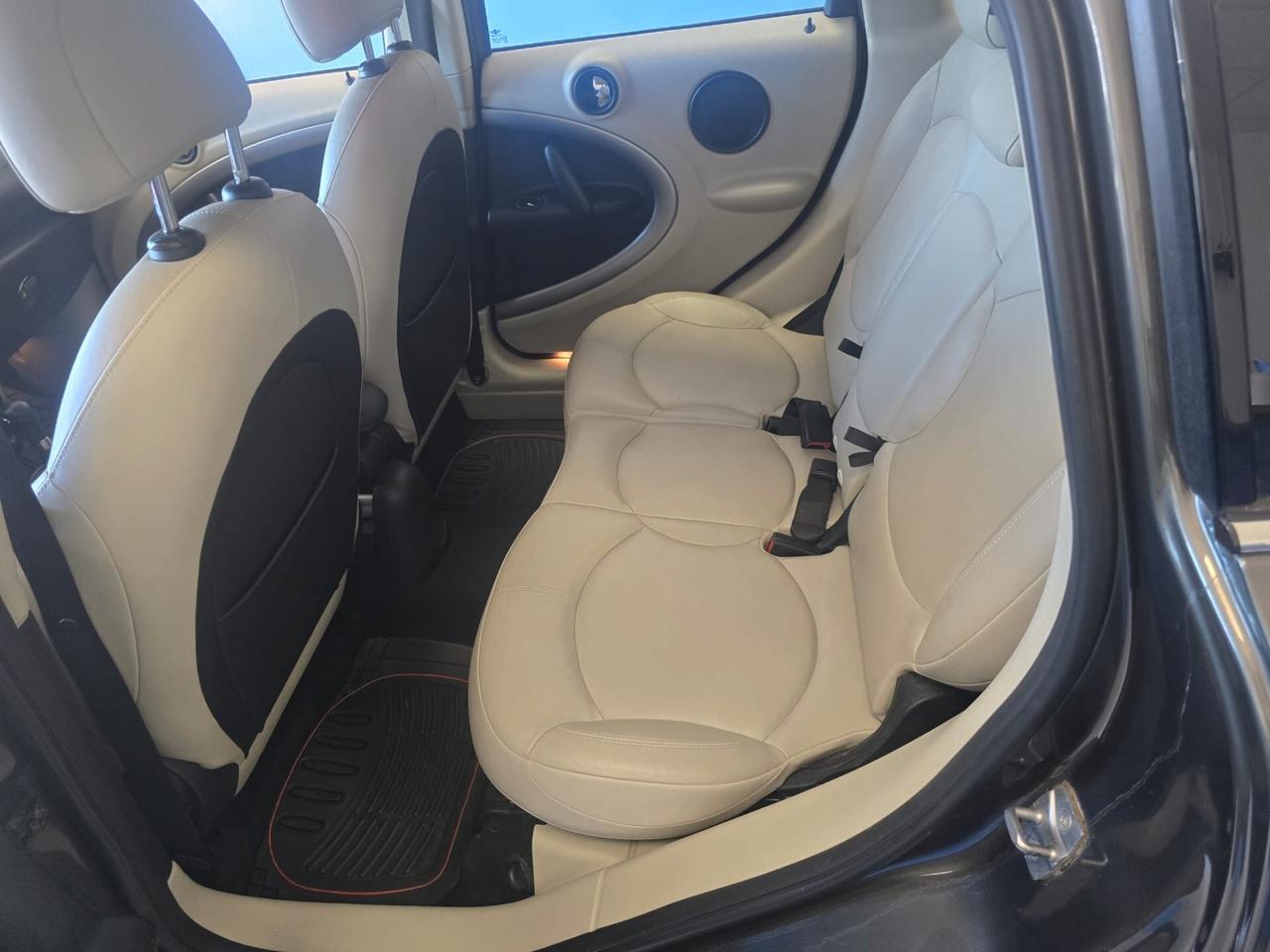 Mini One Countryman 2.0 Cooper D ALL4 Automatica