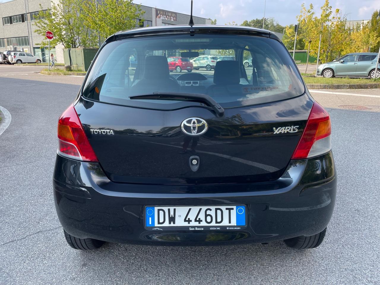 Toyota Yaris 1.0 3 porte Luxury pack