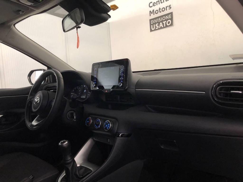 Toyota Yaris 1.0 VVT-i Active