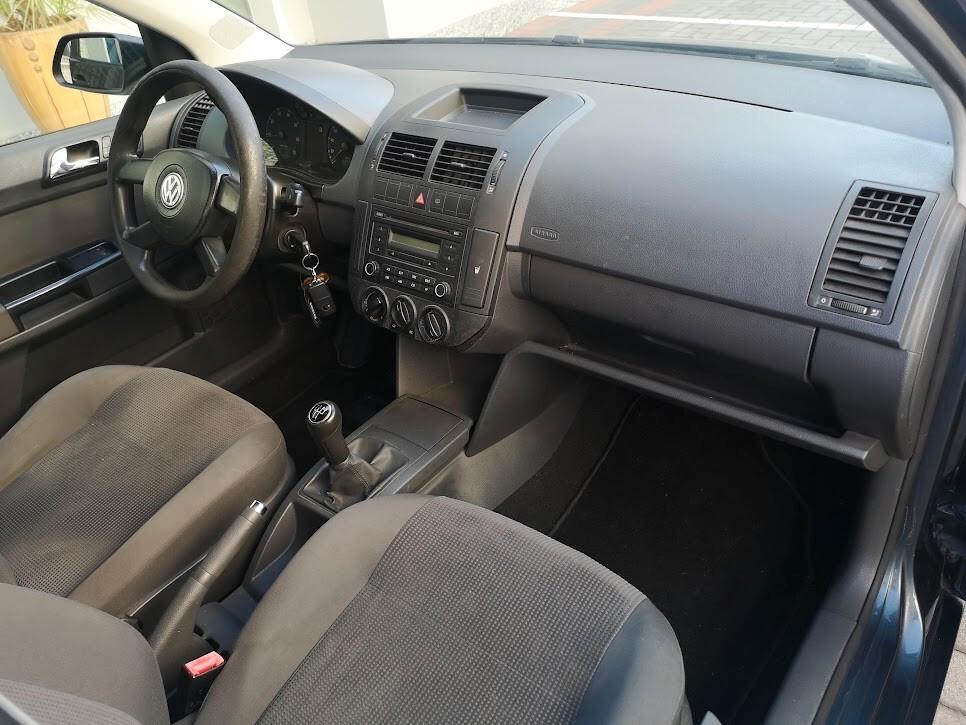 Volkswagen Polo 1.2 / 64CV 12V 5p. Comfortline