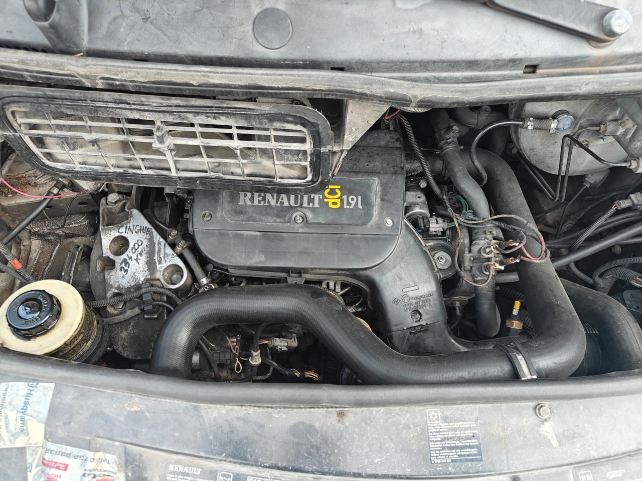 Renault Trafic 1.9 dCi/100CV PC-TN Furg.