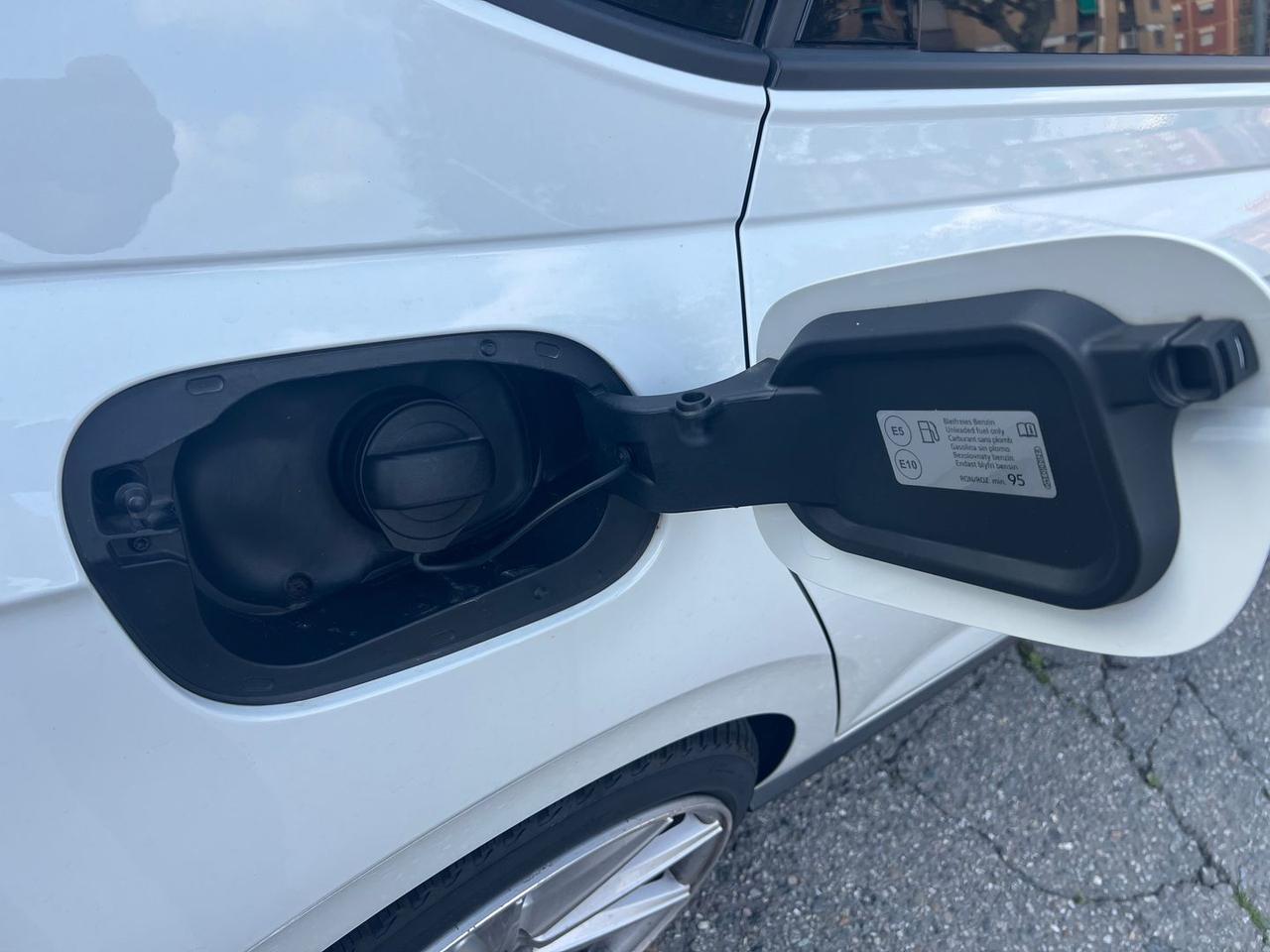 Volkswagen Polo GTI 2.0 TSI GTI #10534