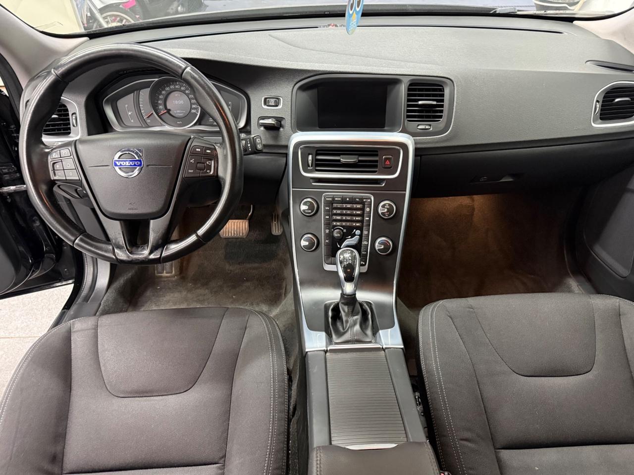 Volvo V60 D2 Geartronic Kinetic