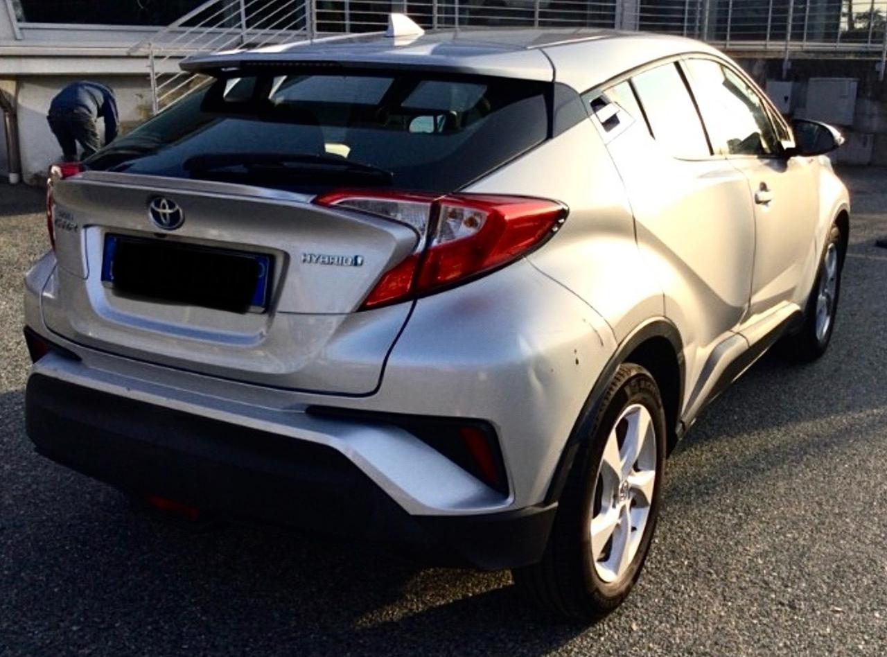 Toyota C-HR 1.8 Hybrid E-CVT Business