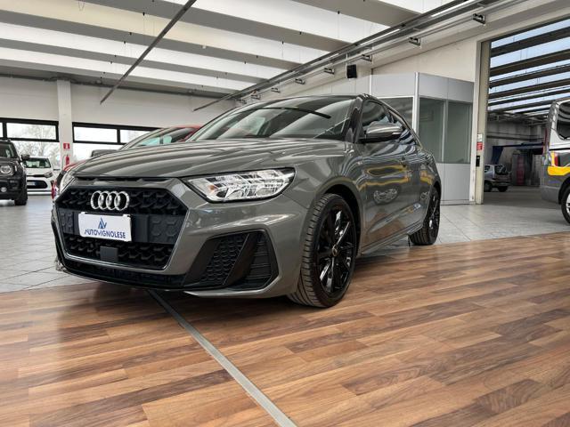 AUDI A1 SPB 35 TFSI S tronic S line edition-CERCHI 18 DARK