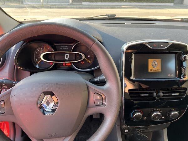 Renault Clio 1.2 75CV 5 porte Costume National