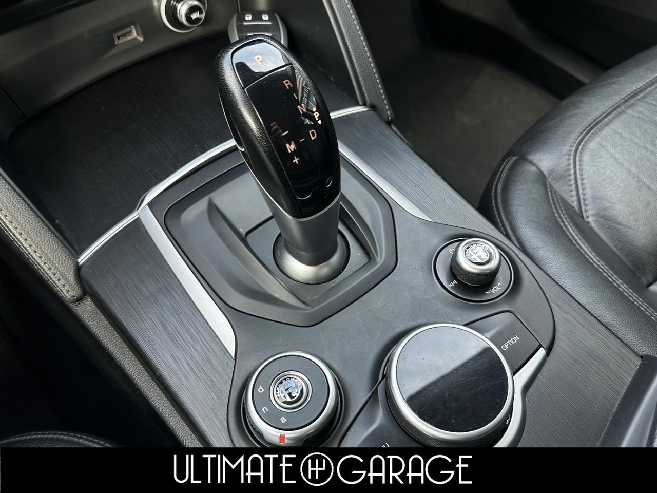 Alfa Romeo Stelvio 2.2 Turbodiesel 180 CV AT8 RWD Super *ADAS