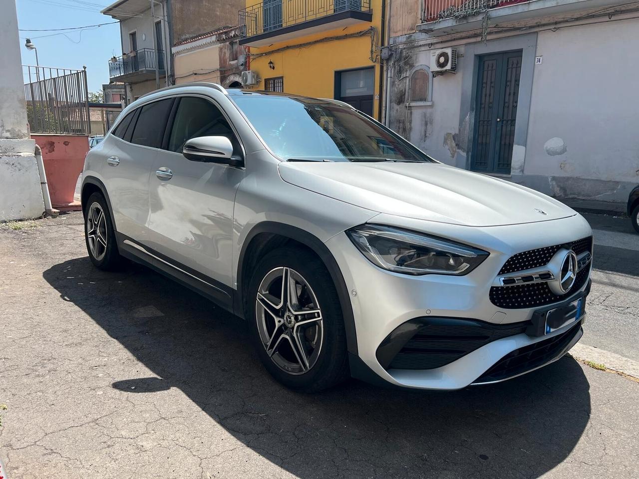 Mercedes-benz GLA 200 GLA 200 d Automatic Premium AMG Unico Proprietario