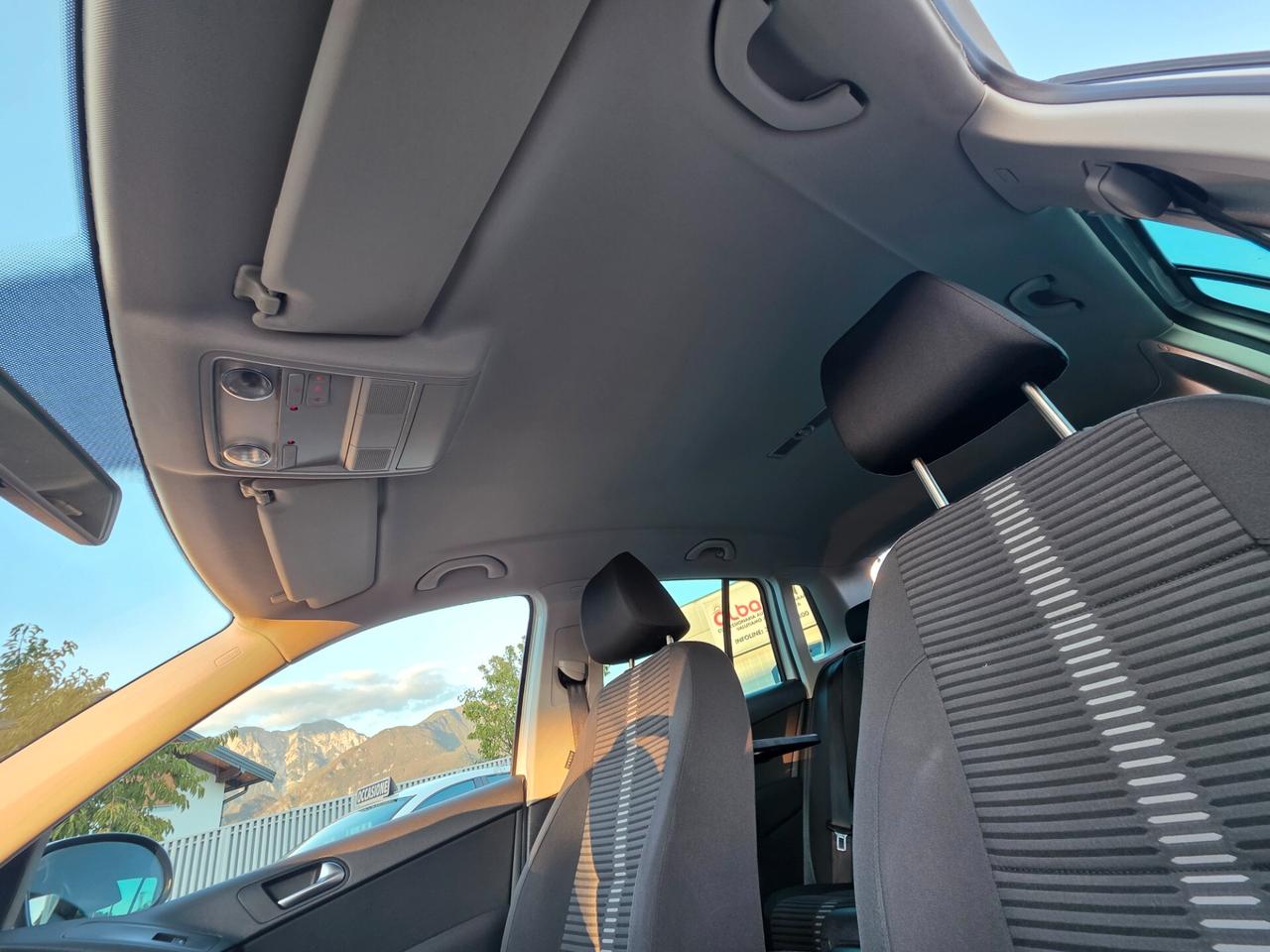 Volkswagen Tiguan 2.0 TDI Sport perfetta e garantita 12M