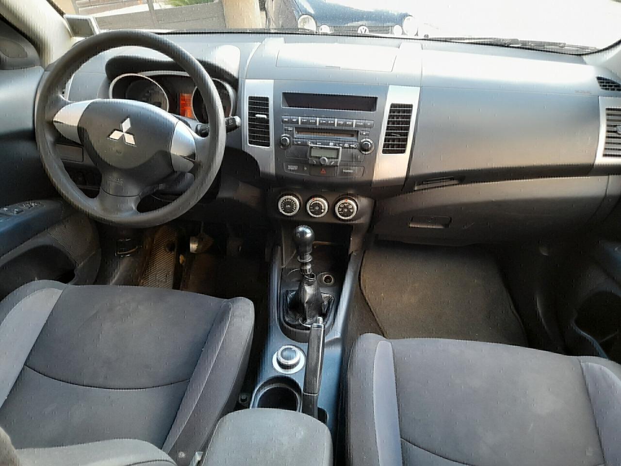 Mitsubishi Outlander 2.0 4X4
