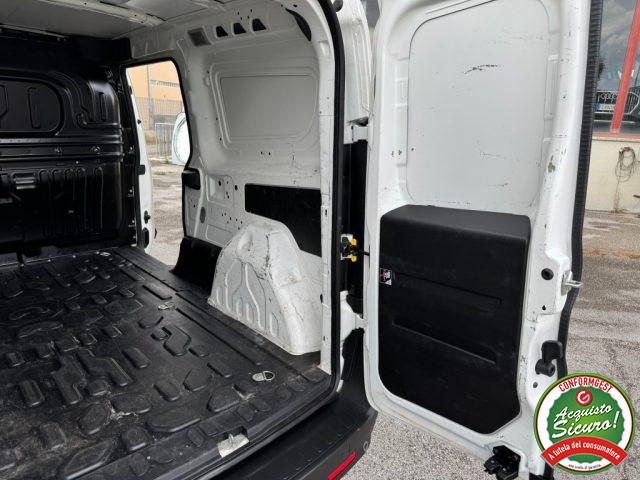 FIAT Doblo Doblò 1.6 120cv Autocarro Cargo Maxi km 89.300