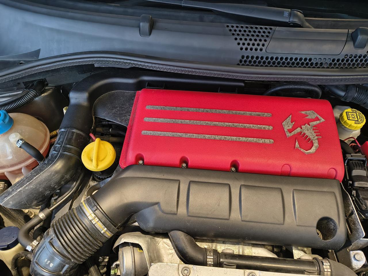 FIAT 500 / Abarth 595 1.4 Turbo T-Jet 145 CV