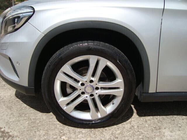 Mercedes-benz GLA 200d Automatic ''TETTO PANORAMICO''
