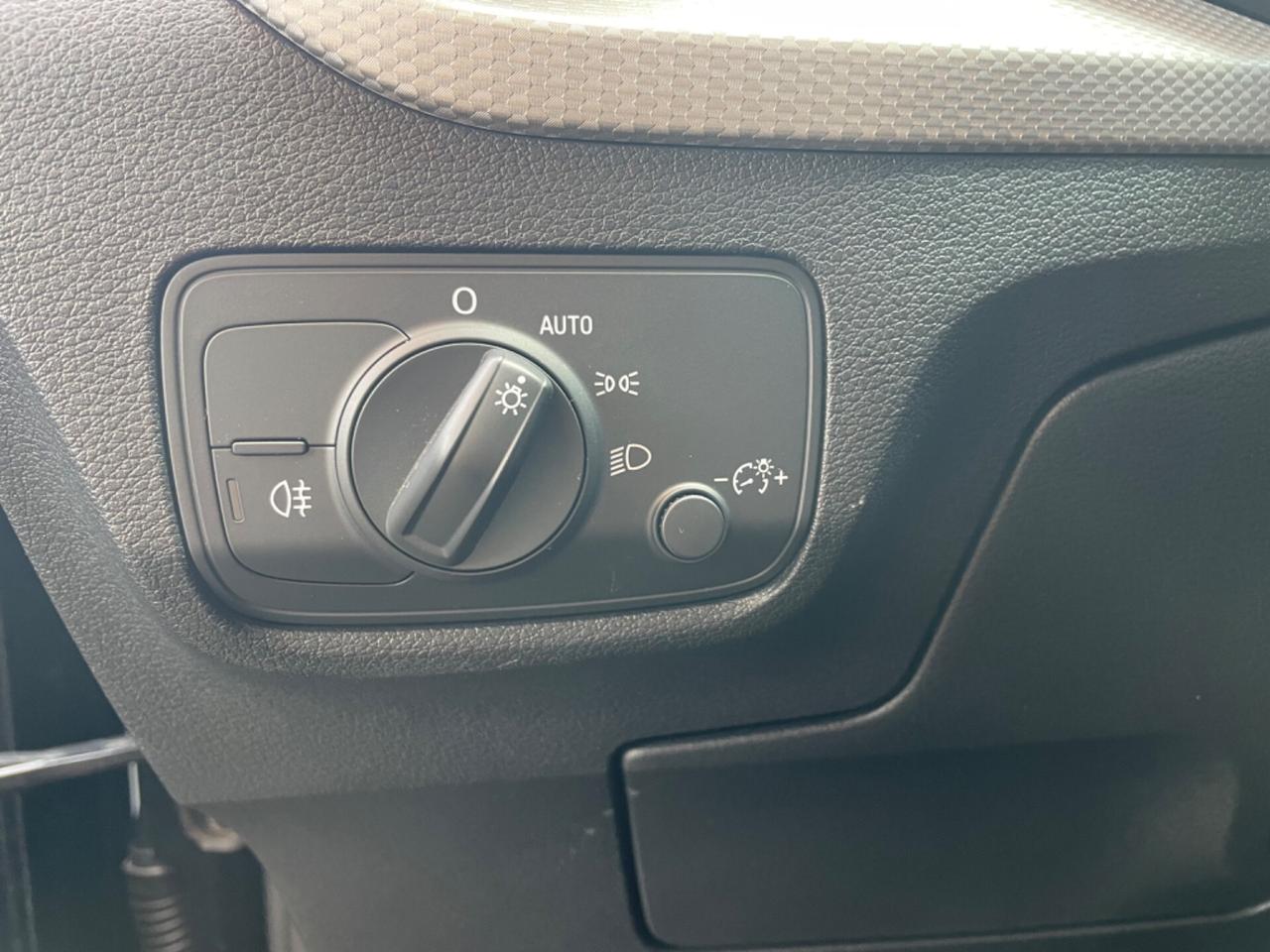 Audi Q2 35 TDI S tronic Admired Advanced