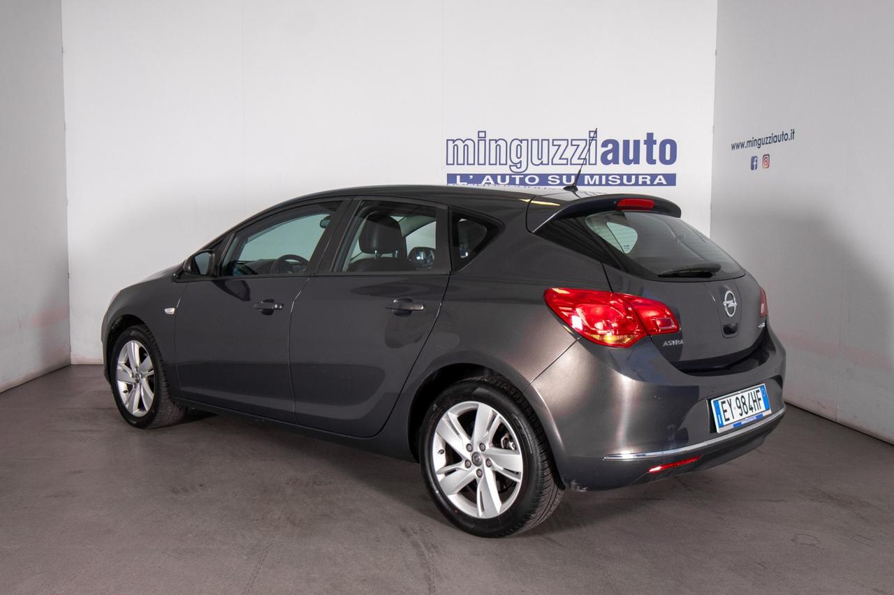 Opel Astra 1.6 Cdti 110cv